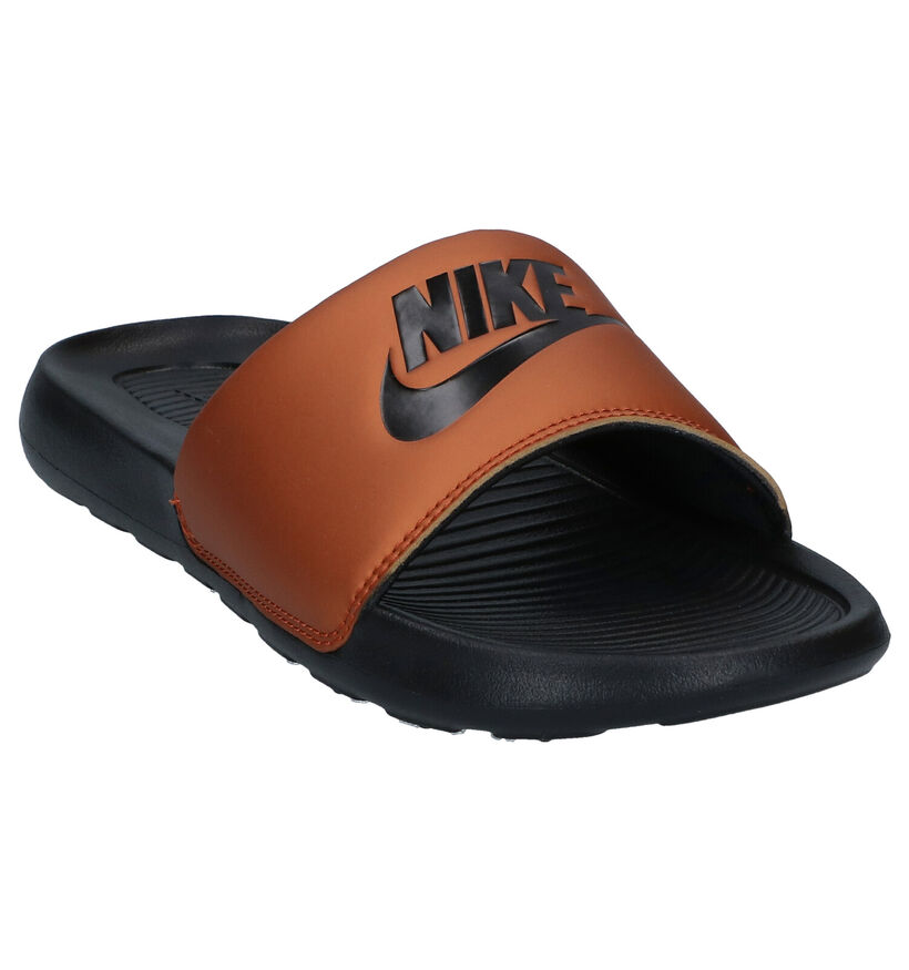 Nike Victori One Claquettes de piscine en Jaune pour femmes (302553)