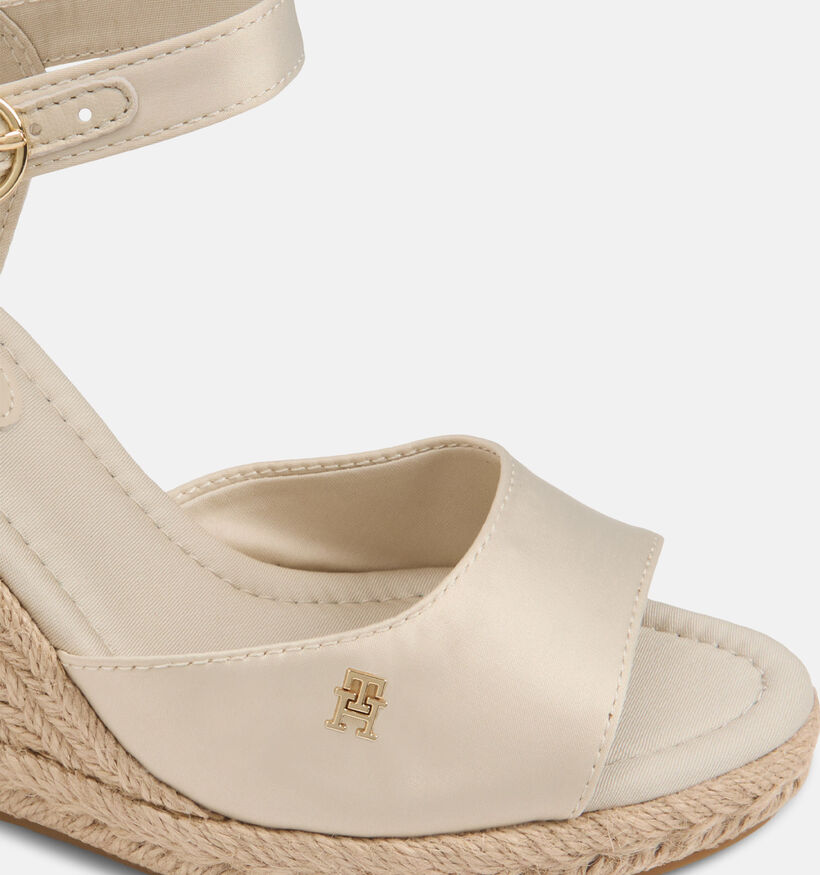 Tommy Hilfiger Sandales &agrave; talons en Beige pour femmes (368622)