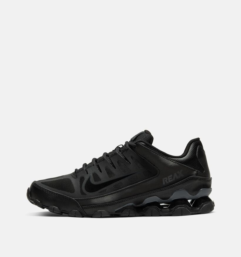 Nike Reax 8 TR Baskets basses en Noir pour hommes (373117) - pour semelles orthop&eacute;diques
