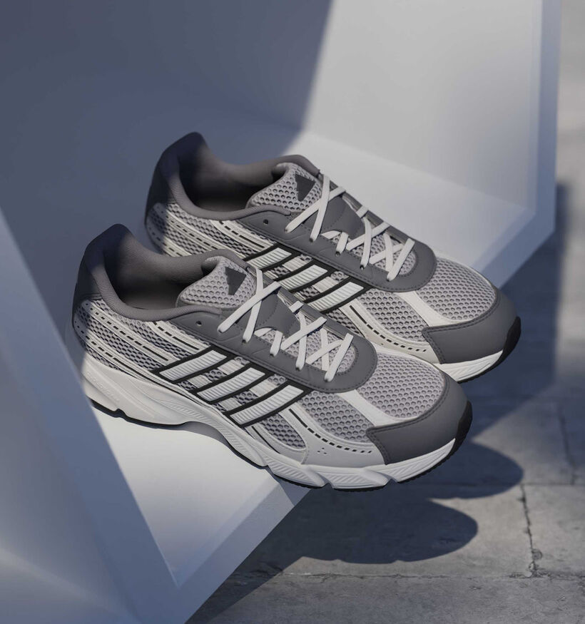 adidas Technochaos 2000 Baskets en Gris pour hommes (372572) - pour semelles orthop&eacute;diques