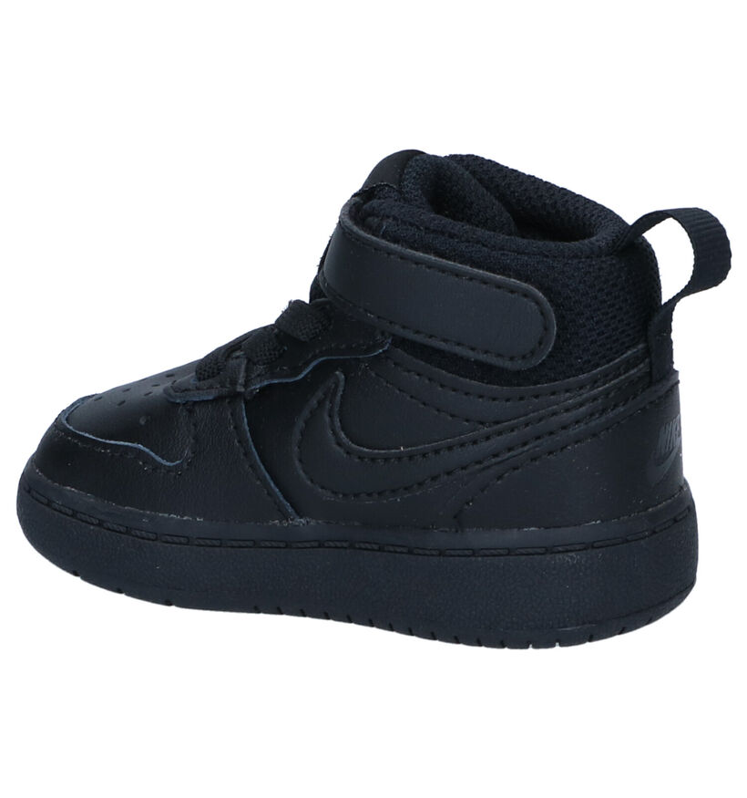 Nike Court Borough Baskets en Noir en cuir (293613)