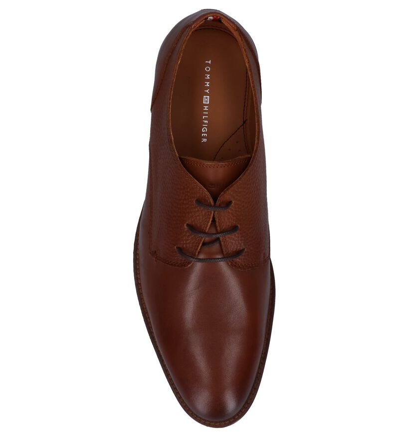 Tommy Hilfiger Chaussures habillées en Cognac en cuir (242300)
