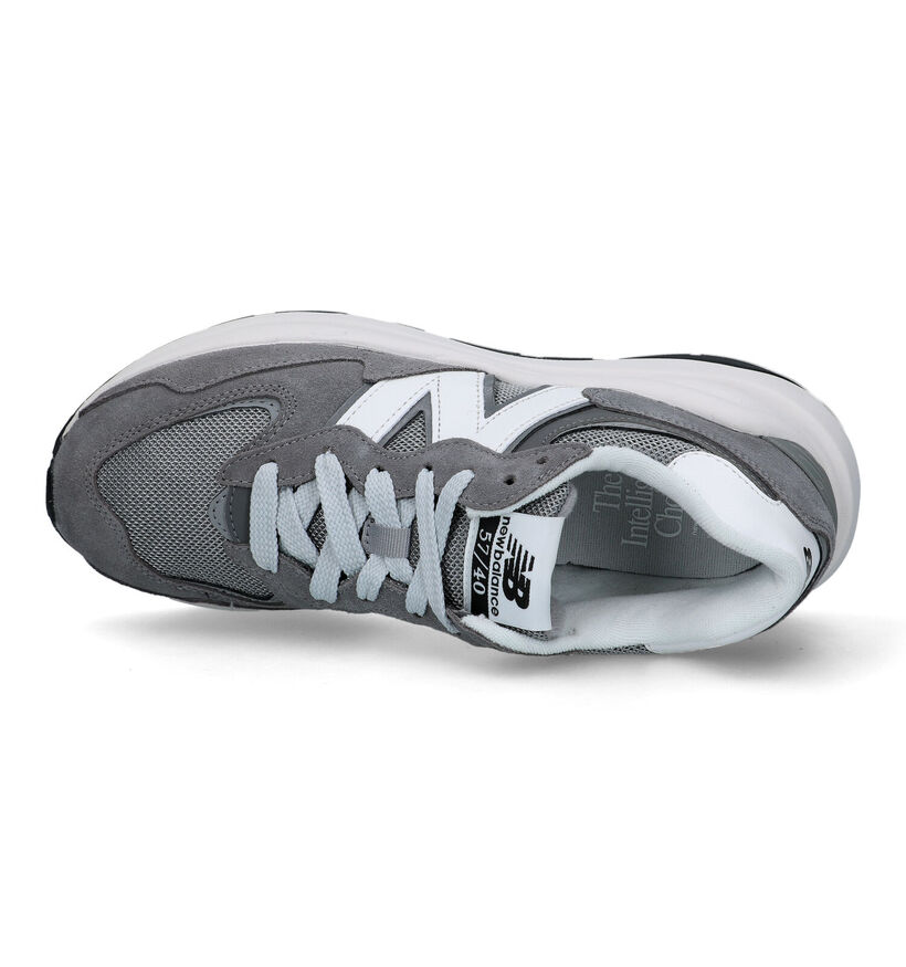 New Balance M 5740 Baskets en Gris pour hommes (319191) - pour semelles orthopédiques