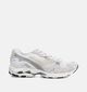 Mizuno Wave Rider 10 Suede Witte/Ecru Sneakers voor dames (376213) - geschikt voor steunzolen