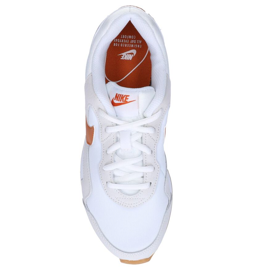 Nike Baskets sportives en Blanc en daim (249805)