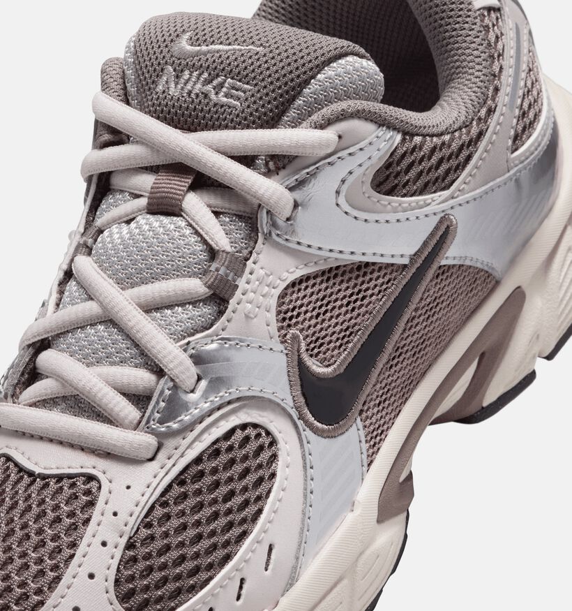 Nike V5 RNR Bruine Lage Sneakers voor meisjes, jongens (359889) - geschikt voor steunzolen