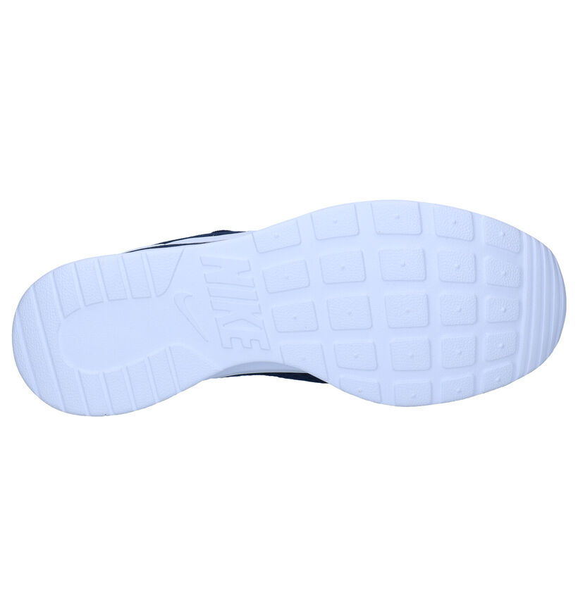 Nike Tanjun Zwarte Sneakers voor heren (332341)