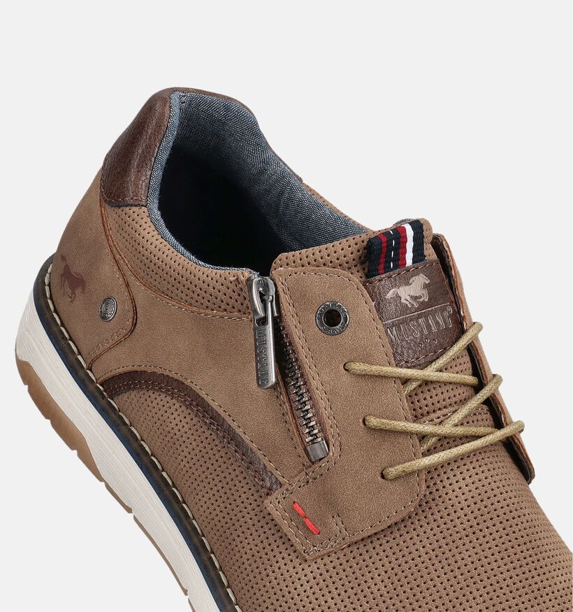Mustang Bruine Veterschoenen voor heren (372960) - geschikt voor steunzolen