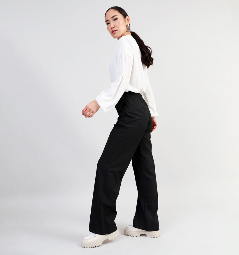 comma Pantalon en Noir pour femmes (337506)