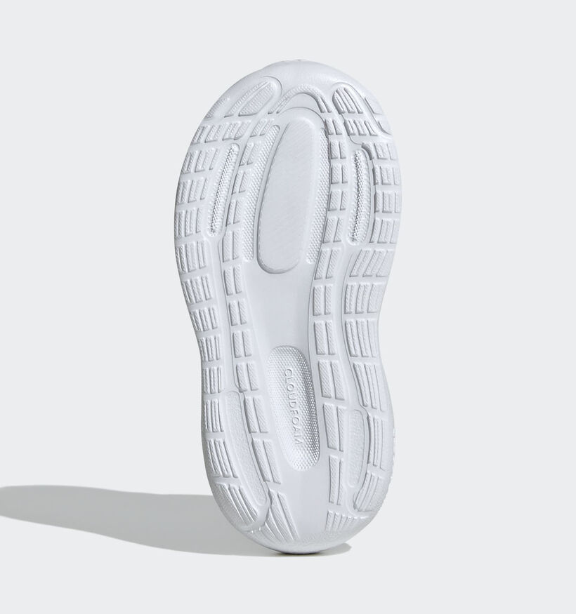 adidas Runfalcon 5 Baskets basses en Noir pour gar&ccedil;ons (372744) - pour semelles orthop&eacute;diques