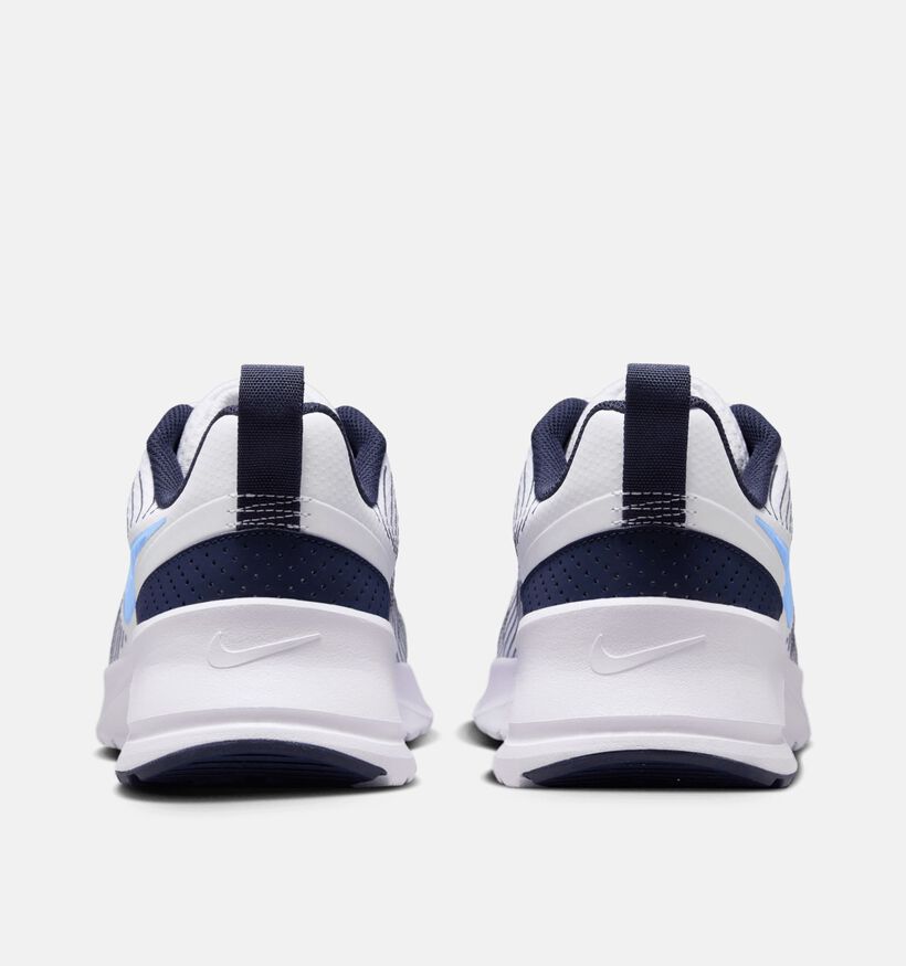 Nike Air Max Nuaxis Baskets basses en Blanc pour hommes (355885) - pour semelles orthopédiques