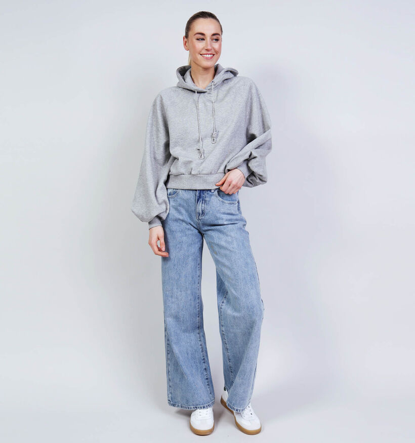 Guess Sweatshirt en Gris pour femmes (367864)