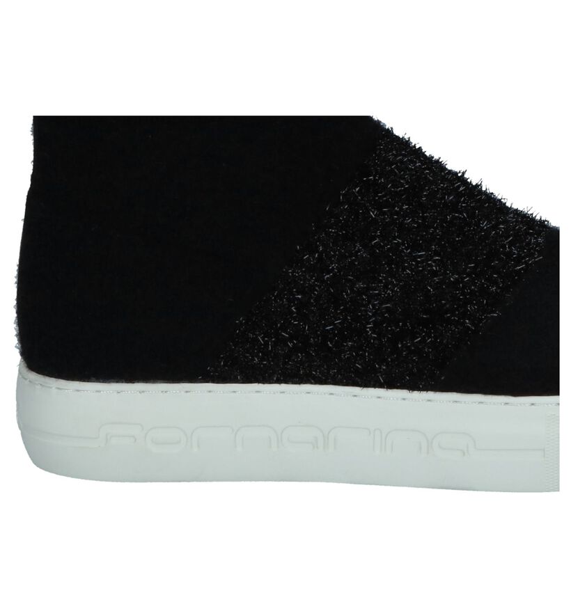 Zwarte Slip-on Sneakers Fornarina Yuma4 in stof (230518)