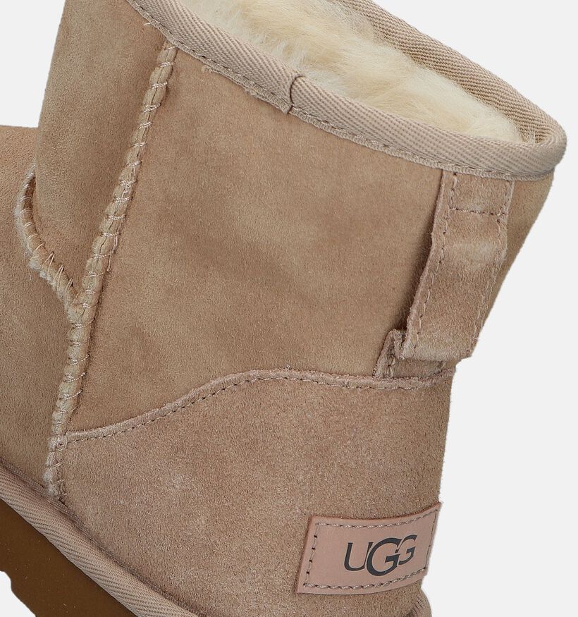 UGG Classic Mini Bottes en Beige pour femmes (336087)