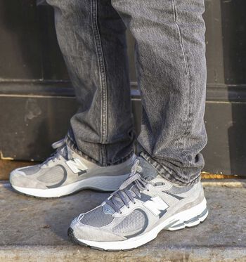 New Balance 2002 Low Sneakers Steel