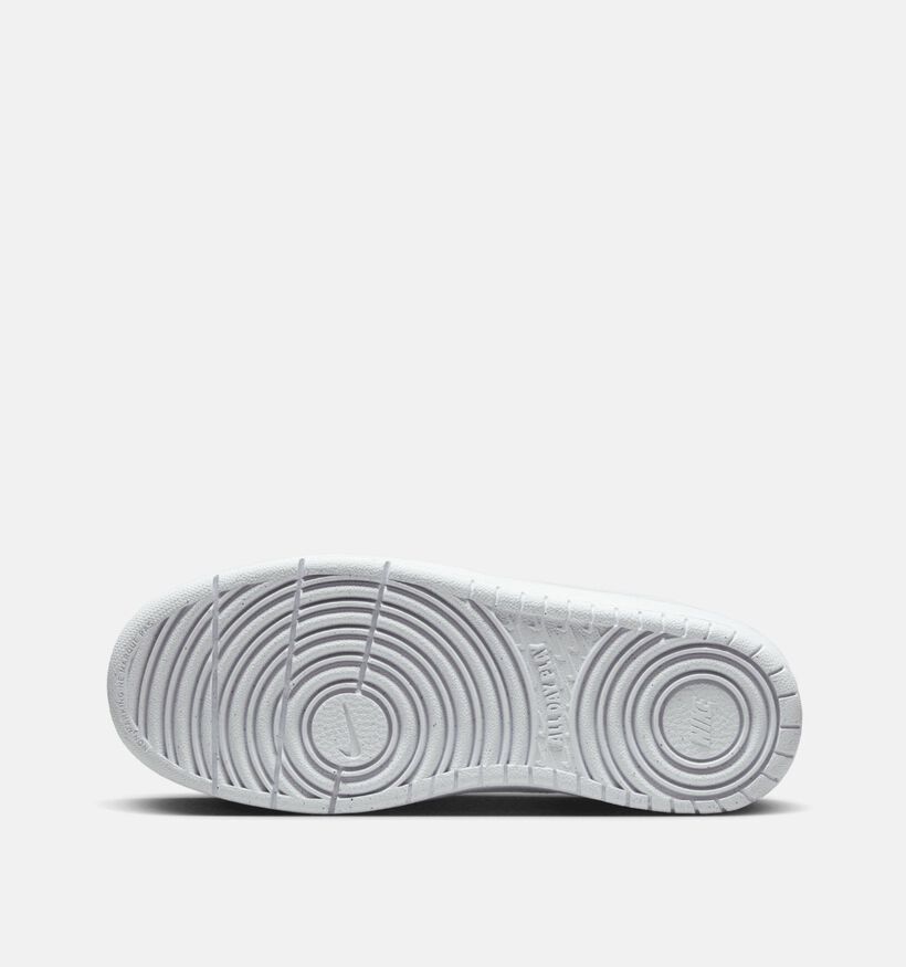 Nike Court Borough Baskets basses en Blanc pour filles, gar&ccedil;ons (367319) - pour semelles orthop&eacute;diques