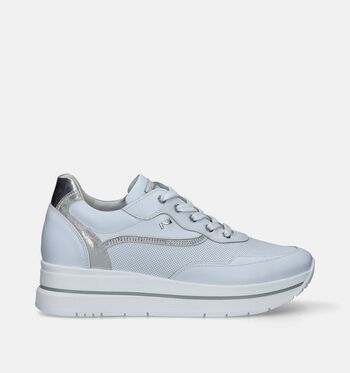 Baskets blanc
