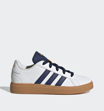 Baskets blanc