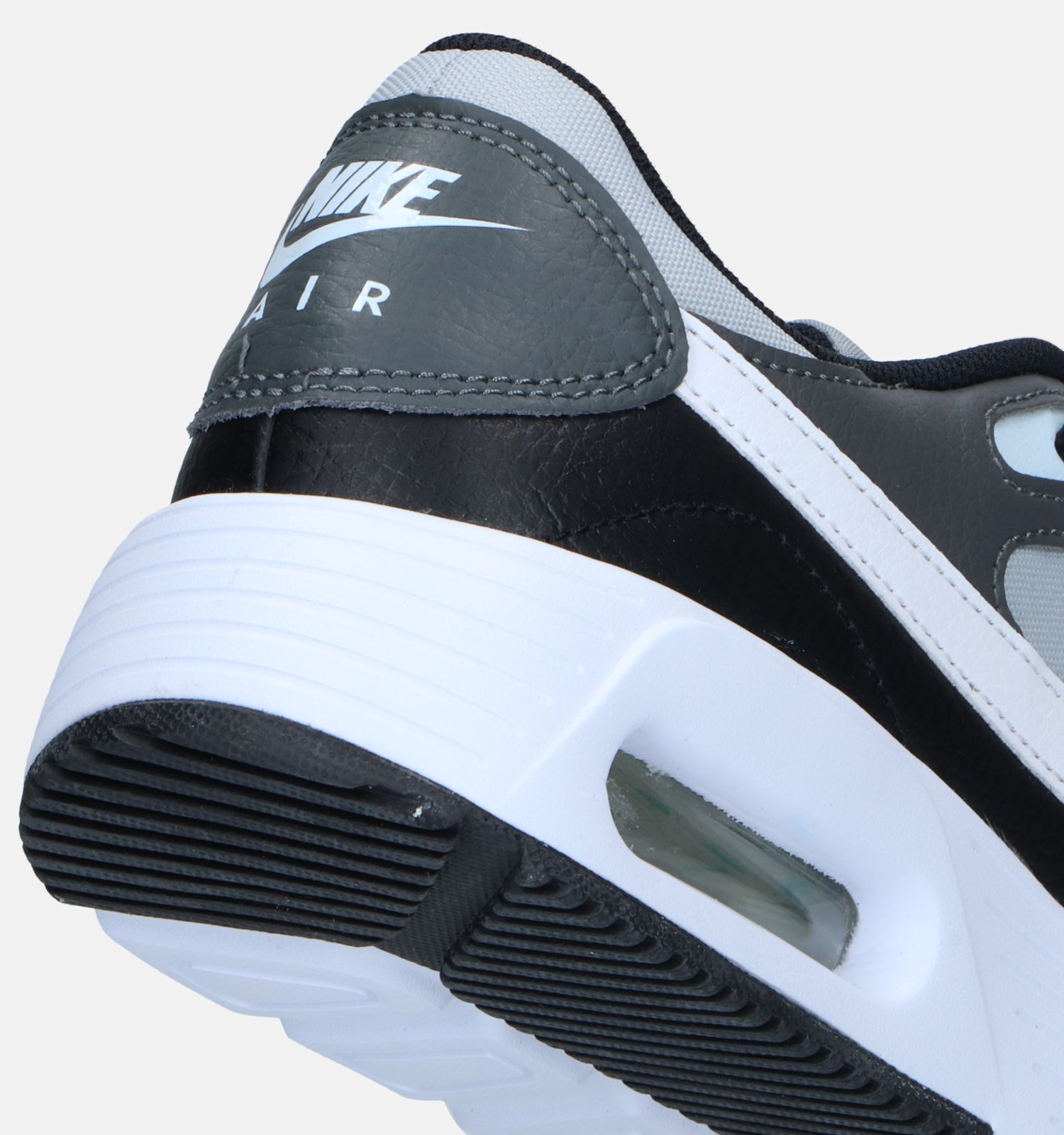 Grijze nike sneakers store