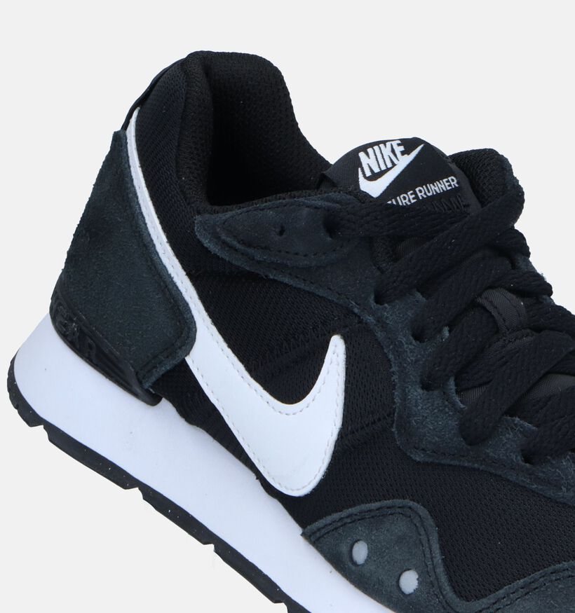 Nike Venture Runner Beige Sneakers voor dames (316794)