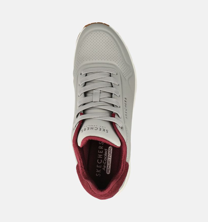 Skechers Uno Suited On Air Baskets en Gris pour hommes (376907)