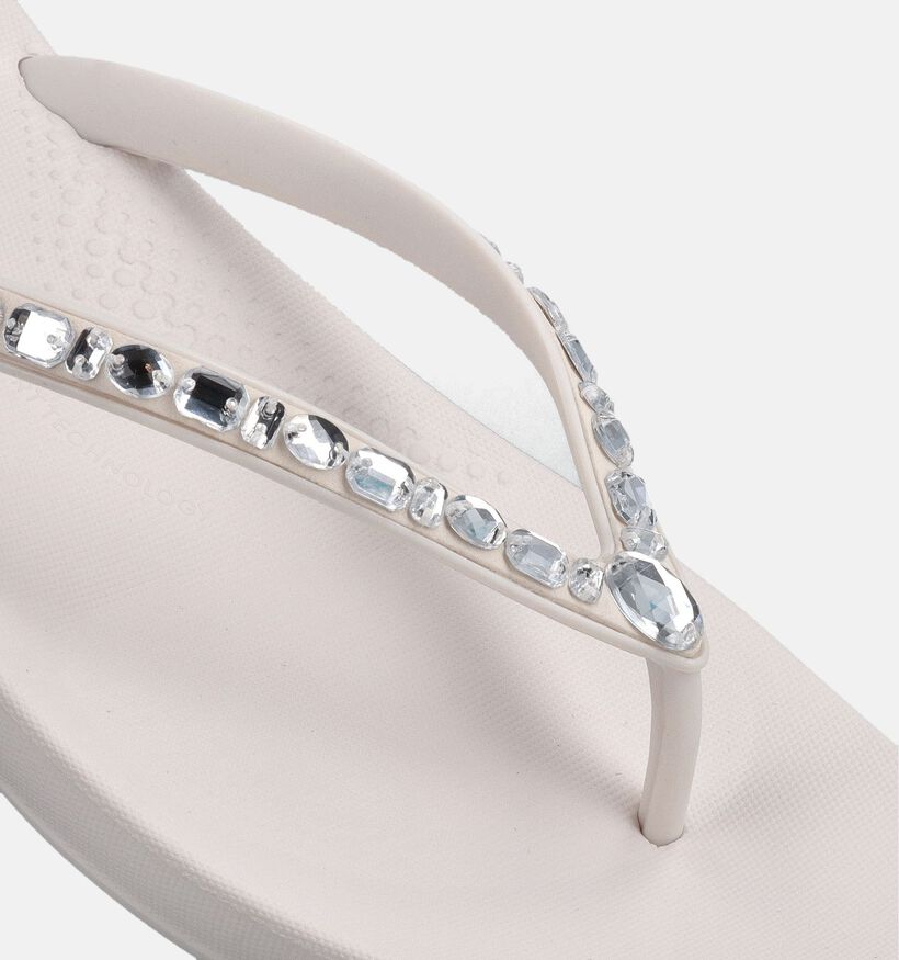 Fitflop Iqushion Multi-Crystal Ergonomic Tongs en Blanc pour femmes (368670)