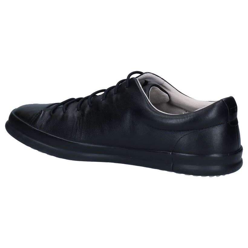 Camper Chaussures basses en Noir en cuir (282811)
