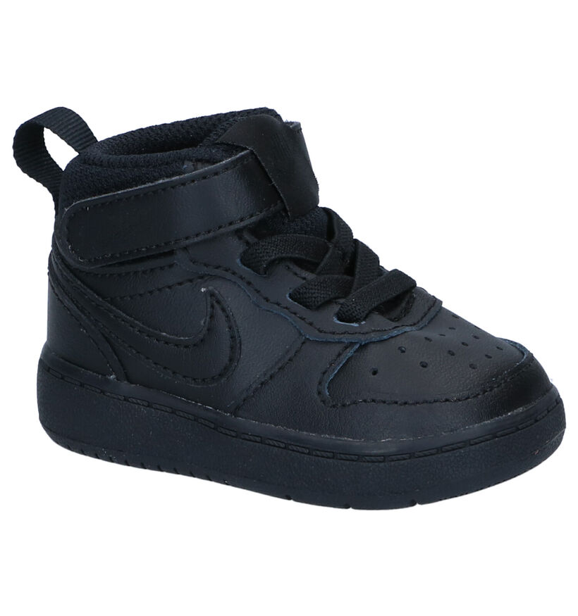 Nike Court Borough Baskets en Noir en cuir (293613)