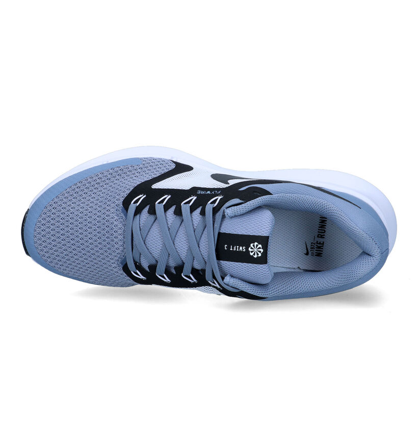 Nike Run Swift 3 Baskets en Gris pour hommes (319411)