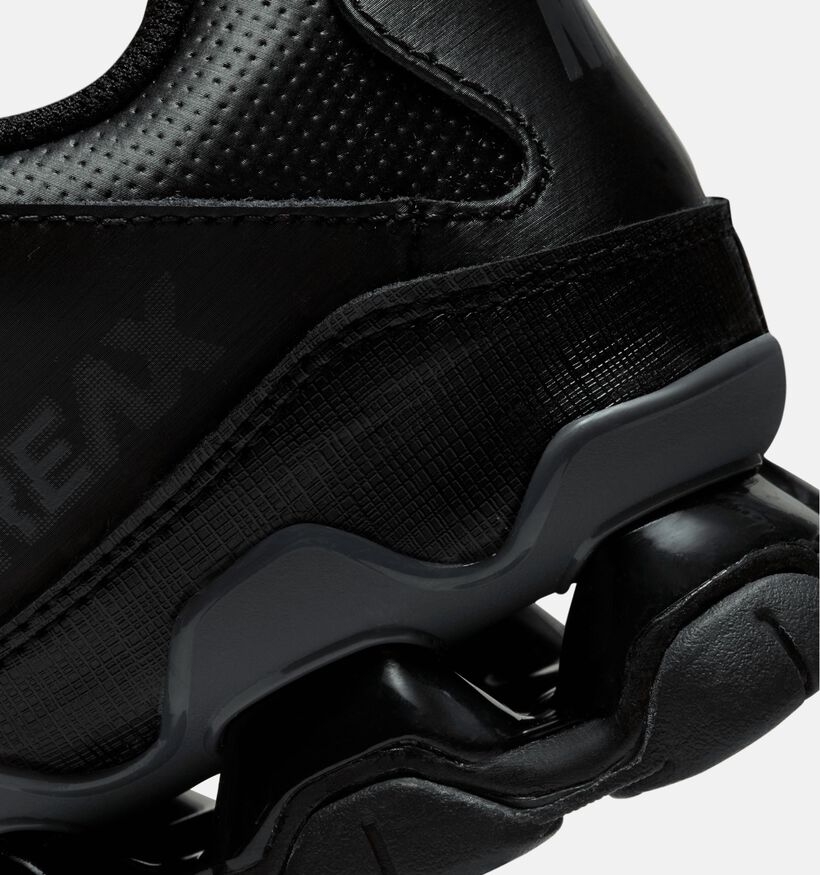 Nike Reax 8 TR Baskets en Noir pour hommes (355867)