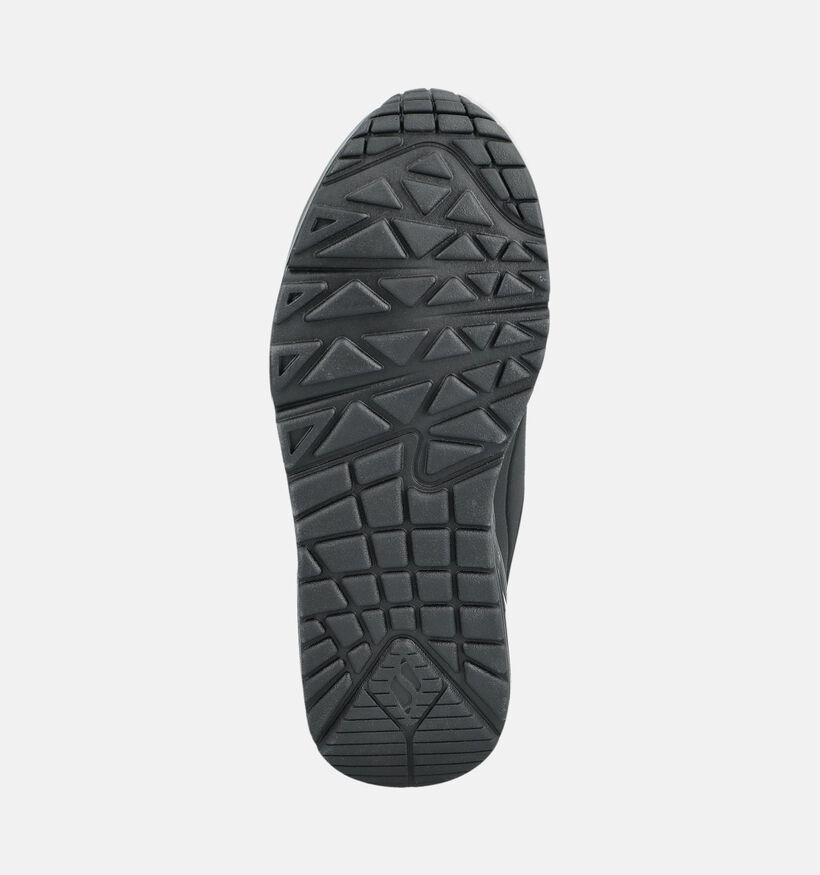 Skechers Uno Stand On Air Baskets en Noir pour gar&ccedil;ons, filles (375668)