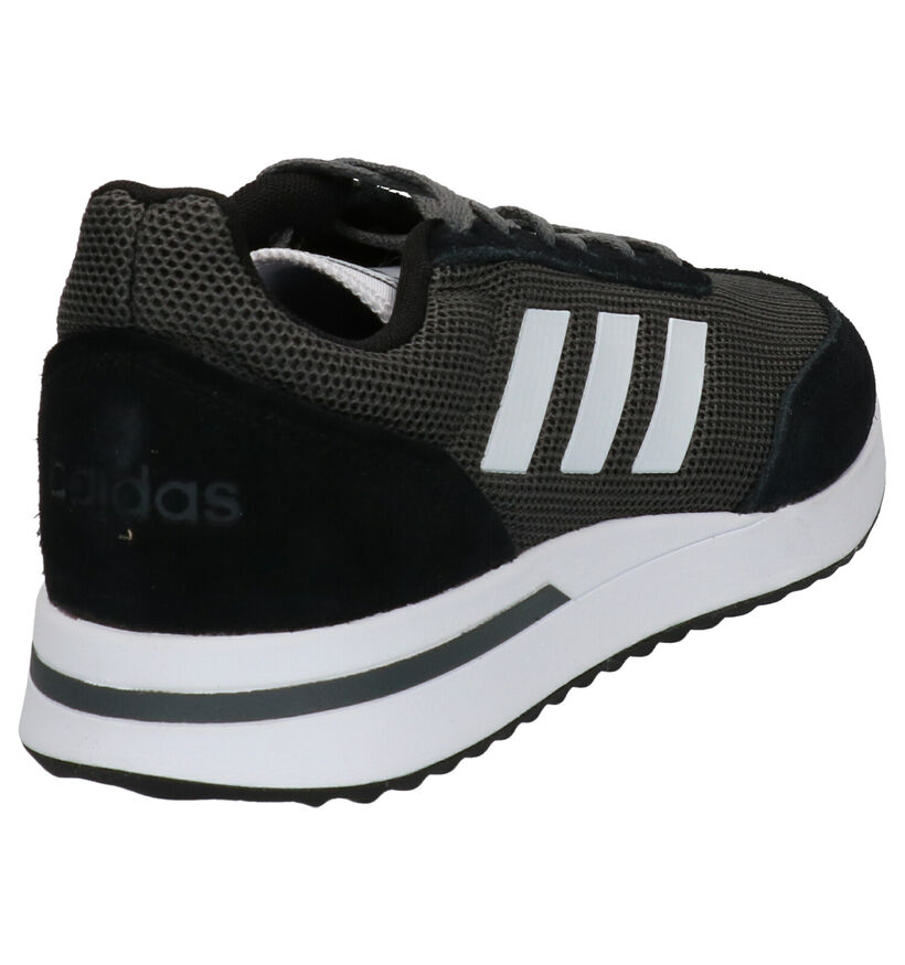 adidas Run 70S Grijze Sneakers in stof (252726)