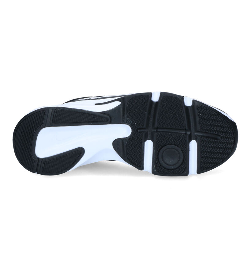 Nike Defy All Day Baskets en Blanc pour hommes (332318)