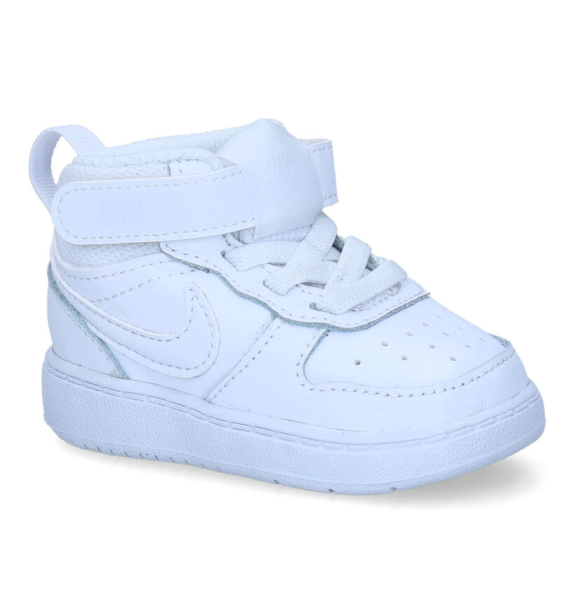 Nike Court Borough Witte Sneakers in stof (299891)