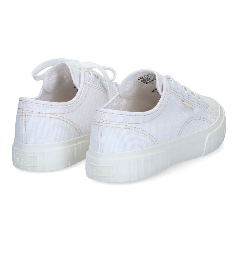 Superga Stripe Baskets en Blanc pour femmes (305728)