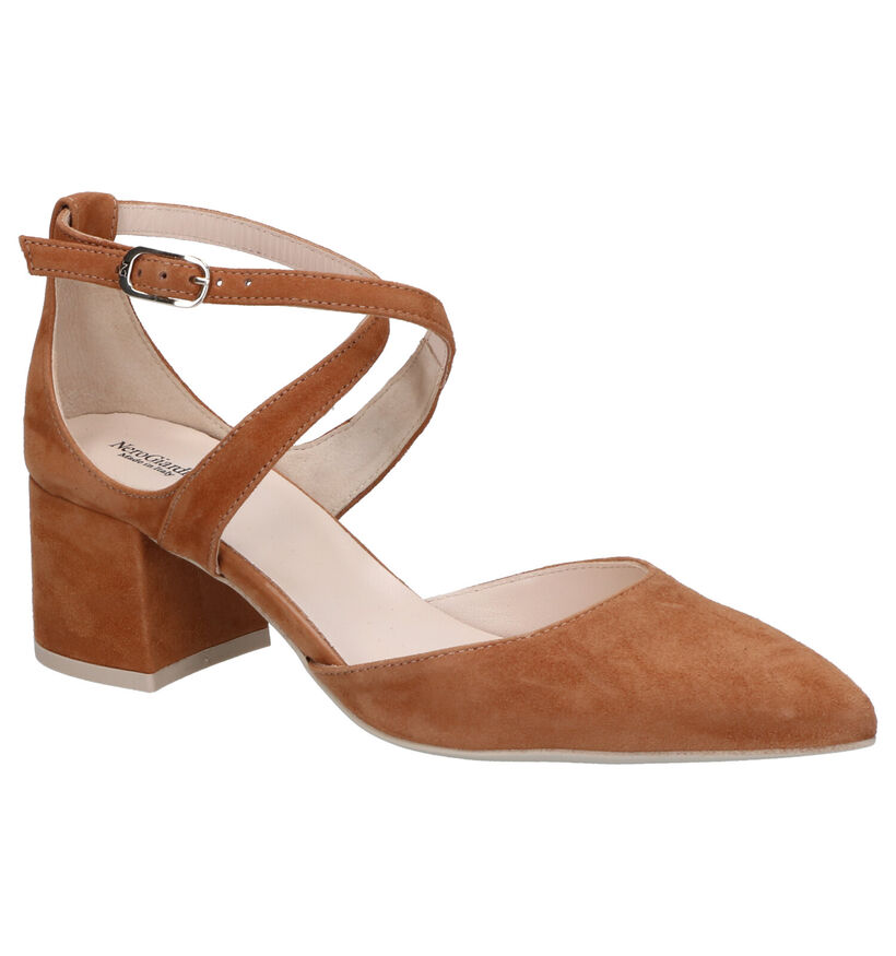 NeroGiardini Cognac Pumps in daim (270575)