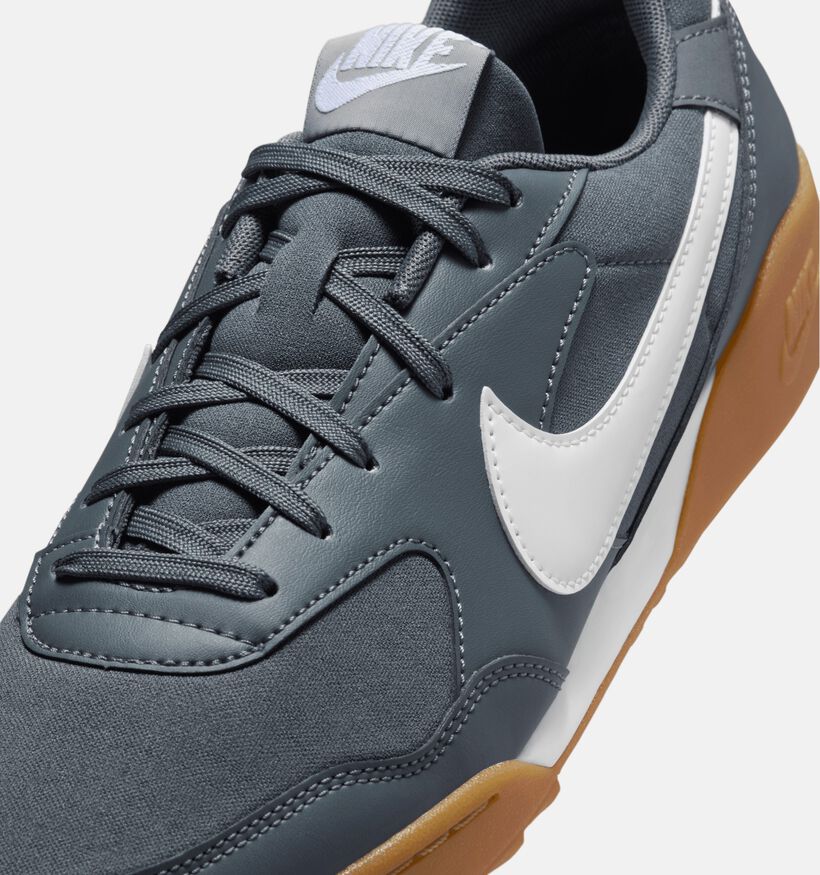 Nike Terra Manta Baskets en Gris pour hommes (359897)