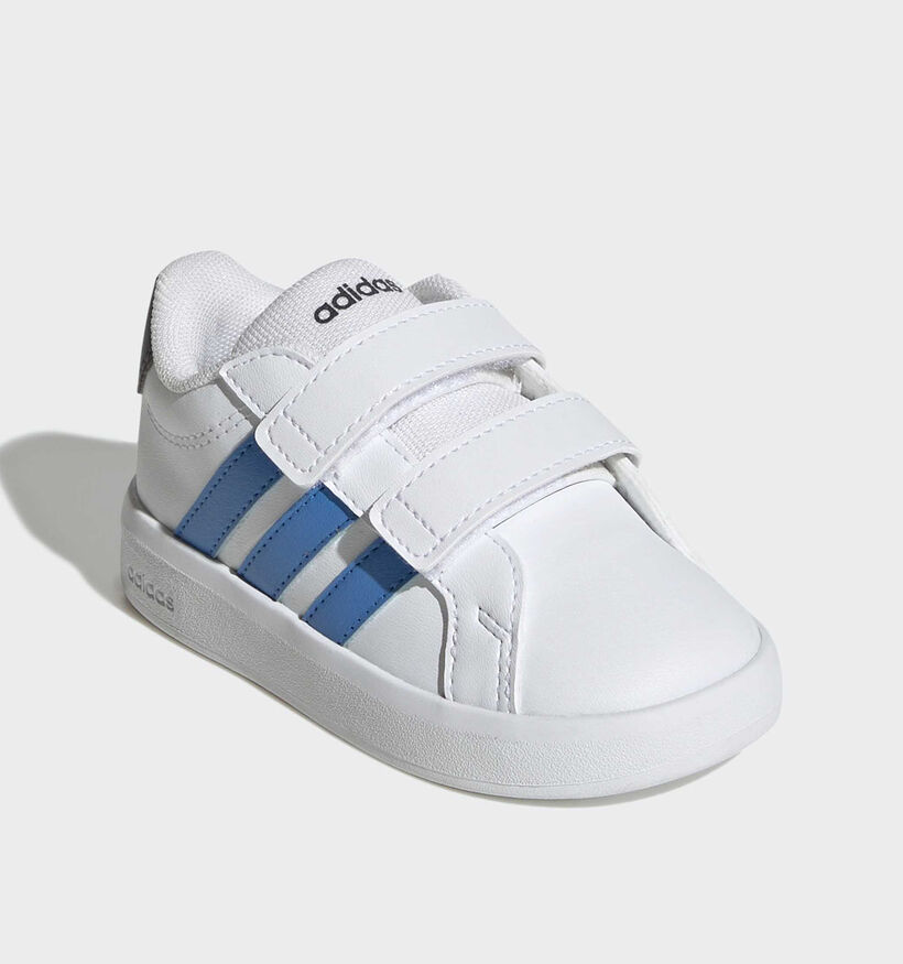 Adidas Grand Court 3.0 CF I Baskets basses en Blanc pour gar&ccedil;ons (372731) - pour semelles orthop&eacute;diques