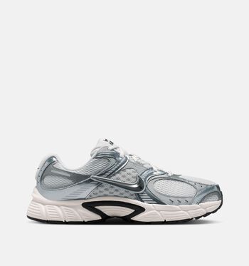Nike V5 RNR Low Baskets Black/Black/Anthracite/Black/ Black Anthracite/001 -Black/ Black Anthracite/Black/ Black Anthracite/ Smoke Grey/004 -Black/ Black Anthracite/ Smoke Grey/Black/ Phantom/ Gum/ Med Brown/400 -BLUE VOID/BLACK-WOLF GREY-PLATINUM TINT/cave stone/black/college grey/vast grey/White/ Black/ Vast Grey/ College Grey/cement grey/grey fog/201 -Moon Particle/ Light orewood brown/009 -Phantom/ Black Pencil Point/Photon Dust/ Dark Smoke Grey/ Smoke Grey