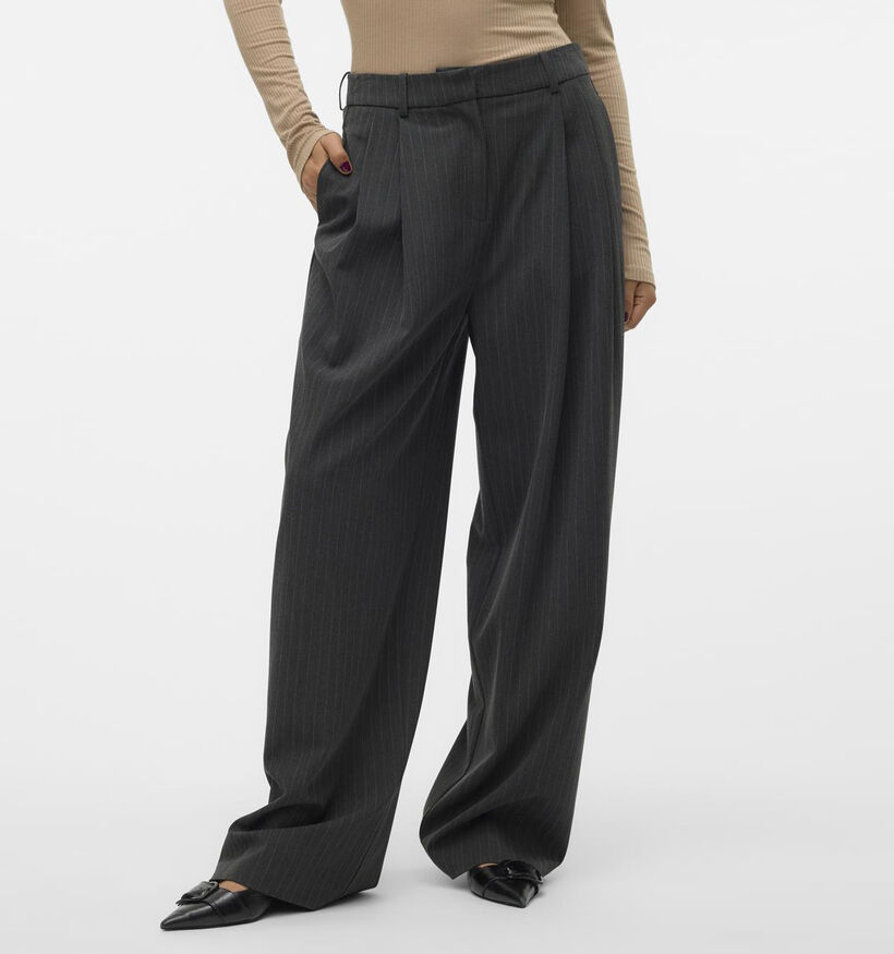 Vero Moda Silje Pantalon large en Gris L30 pour femmes (349638)