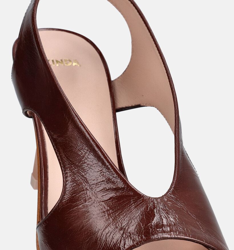 Zinda Sandales &agrave; talons en Brun fonc&eacute; pour femmes (373655)