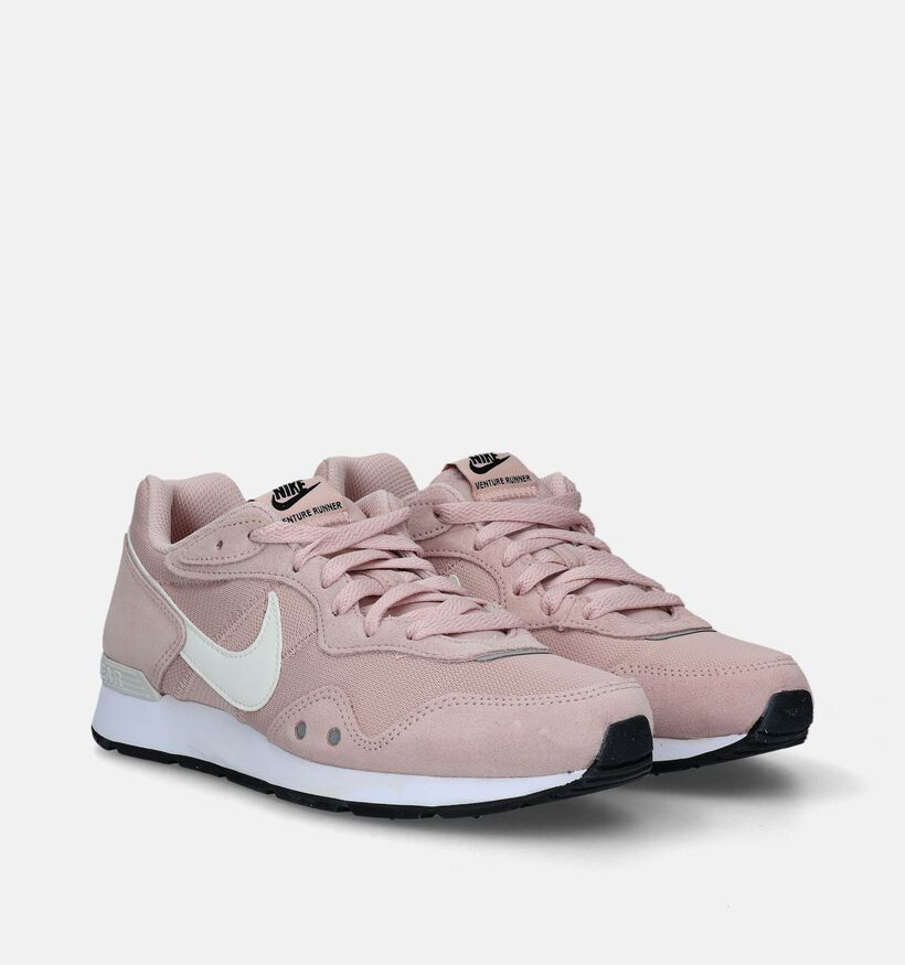 Nike Venture Runner Baskets en Rose pour femmes (332425)