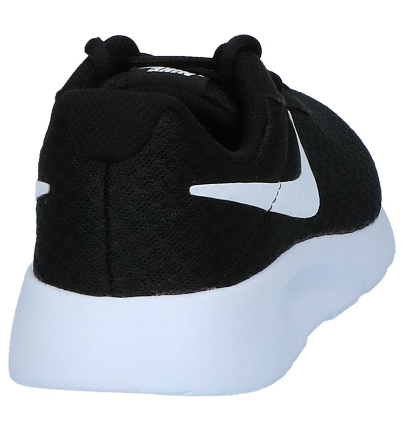 Nike TanjunBaskets basses en Noir en textile (219581)