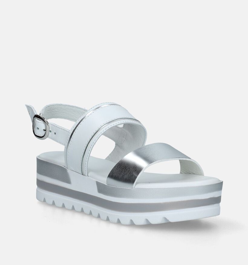 NeroGiardini Witte Sandalen Met Plateauzool voor dames (339556)