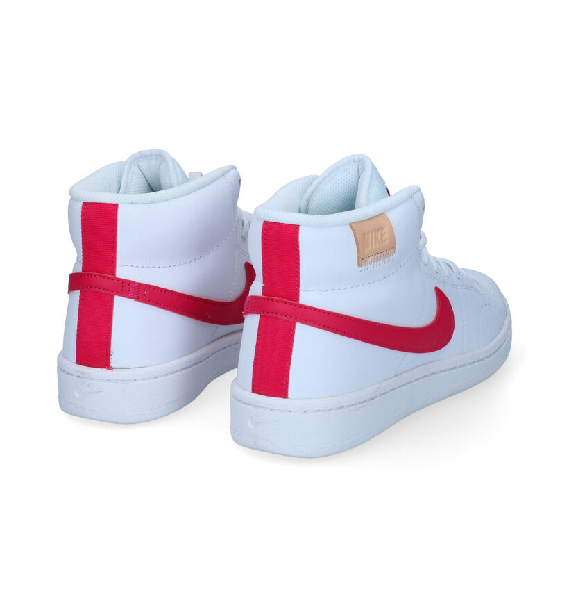 Nike Court Royale 2 Mid Baskets en Blanc pour femmes (324600)
