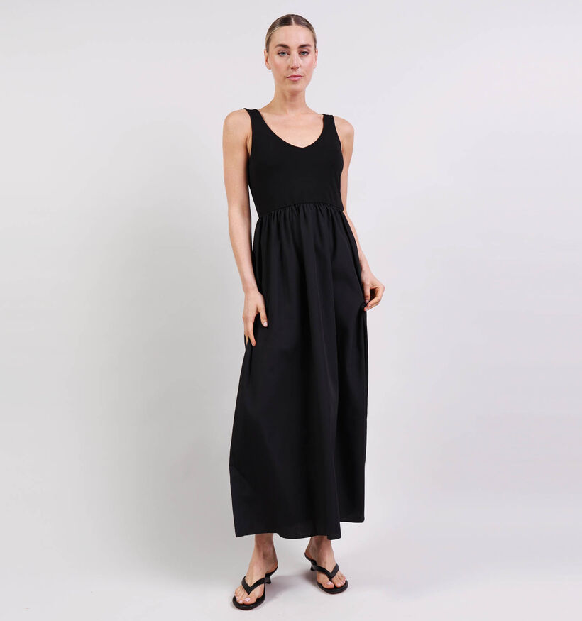 Vero Moda Vally Robe mi-longue en Noir pour femmes (369424)