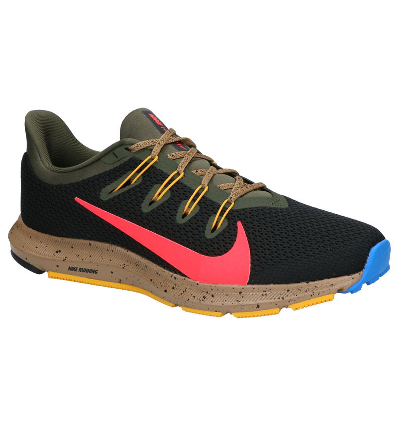 Nike Quest 2 Rode Sneakers in stof (266628)