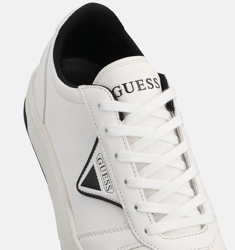 Guess Vadik Witte Veterschoenen voor heren (366519) - geschikt voor steunzolen
