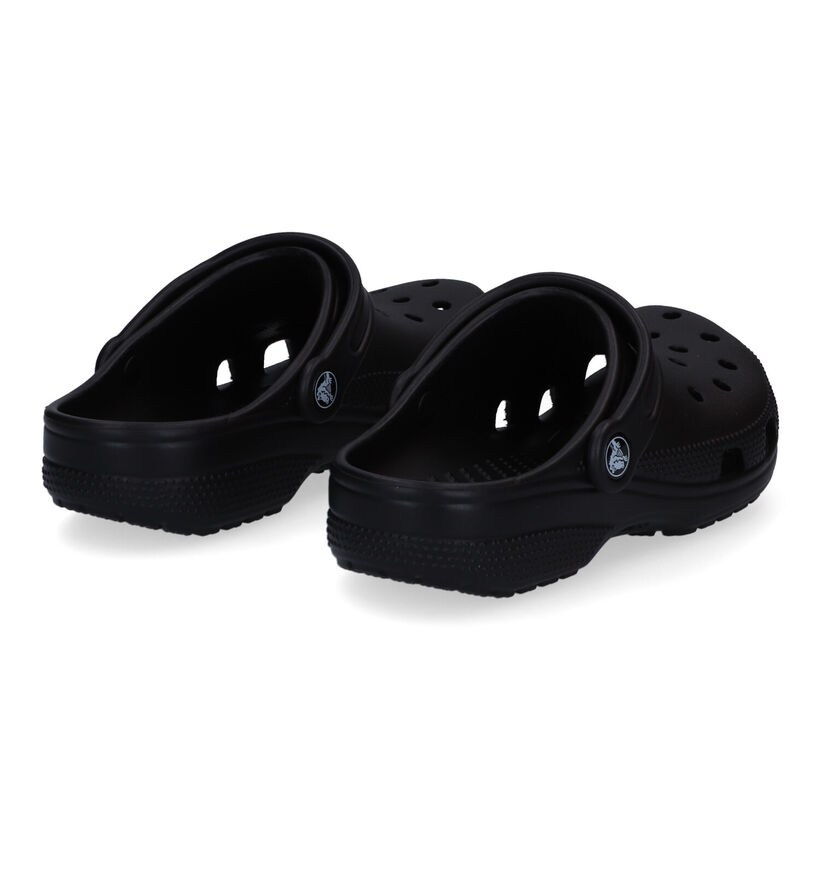 Crocs Classic Clog Nu-pieds en Noir pour garçons (307770)