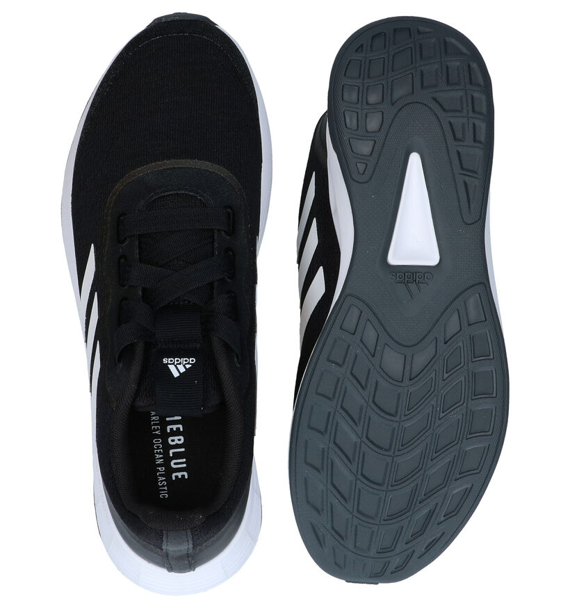 adidas QT Racer Baskets en Noir pour femmes (284815)